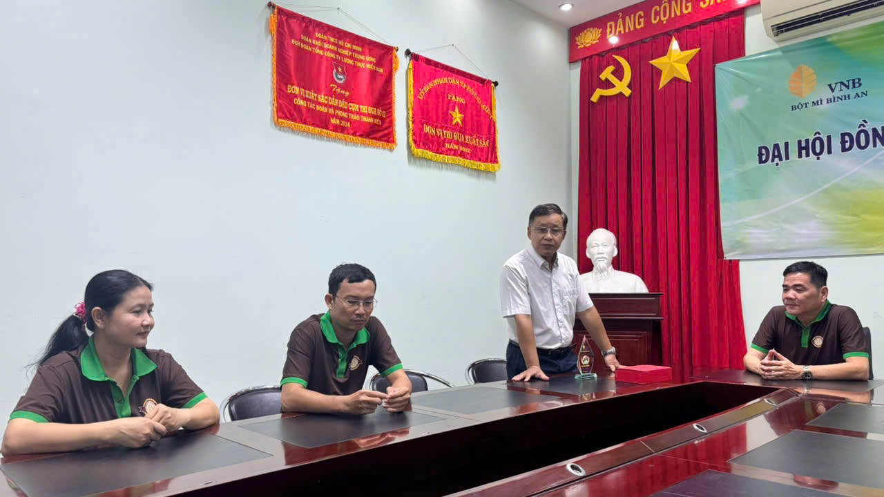 OngPhanThanhHieuPhatBieuCamOn